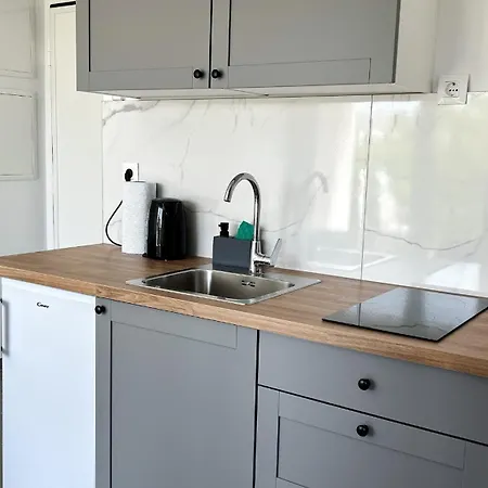 With Parking Space Kastel Stafilic, - 22533 Διαμέρισμα *