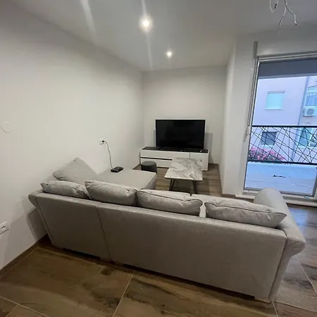 Apartment With A Parking Space Kastel Stafilic, - 22533 *