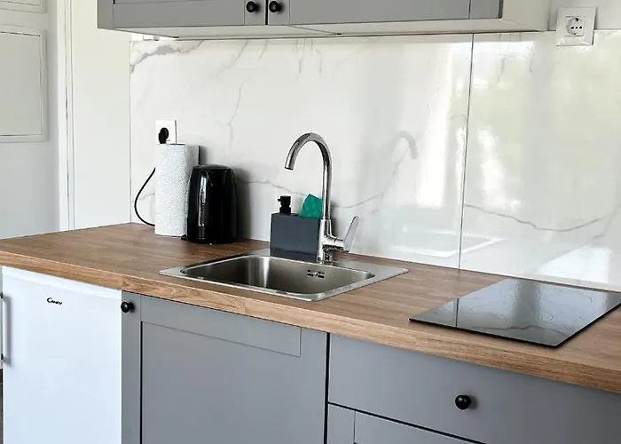 With Parking Space Kastel Stafilic, - 22533 Appartement *