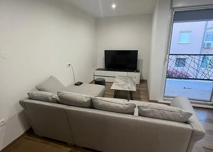 Appartement With Parking Space Kastel Stafilic, - 22533 *